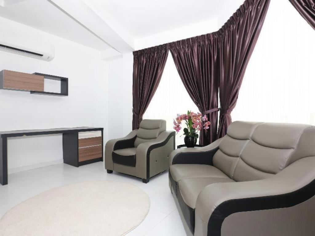 Oyo 89888 Dz Residence Guest House Kota Bahru Luaran gambar