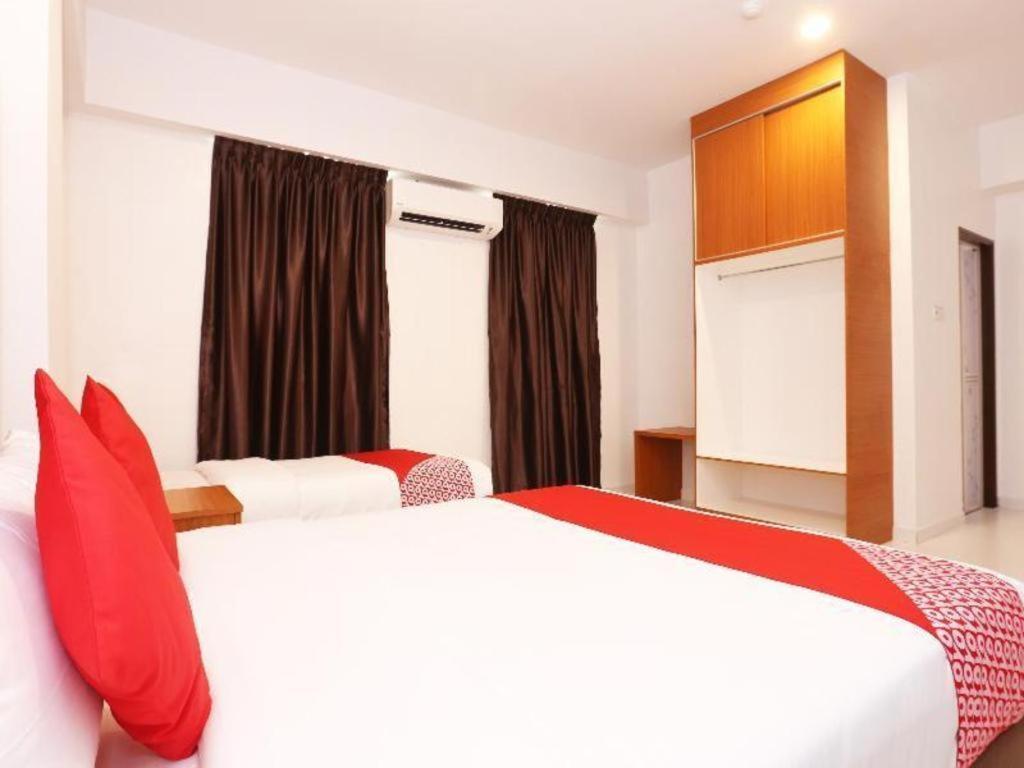Oyo 89888 Dz Residence Guest House Kota Bahru Luaran gambar