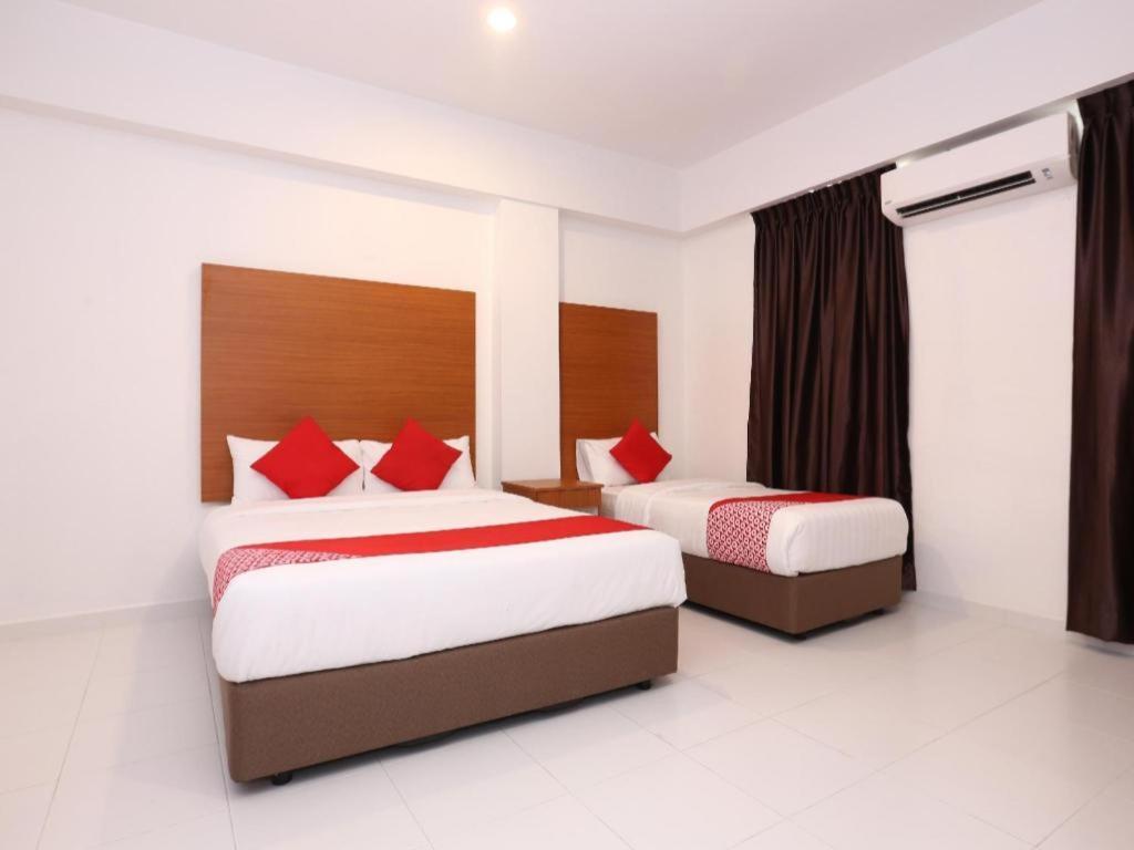 Oyo 89888 Dz Residence Guest House Kota Bahru Luaran gambar