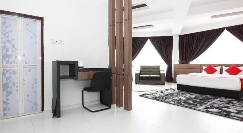Oyo 89888 Dz Residence Guest House Kota Bahru Luaran gambar