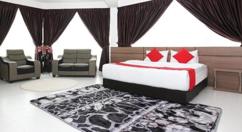 Oyo 89888 Dz Residence Guest House Kota Bahru Luaran gambar